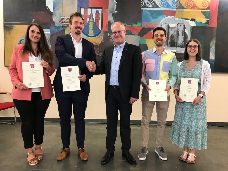 Unser Bild zeigt von links nach rechts: Anette Schultheiß, Benjamin Koster, Michael Holstein, Lukas Maus und Katharina Boettcher. (Foto: VG Trier-Land)