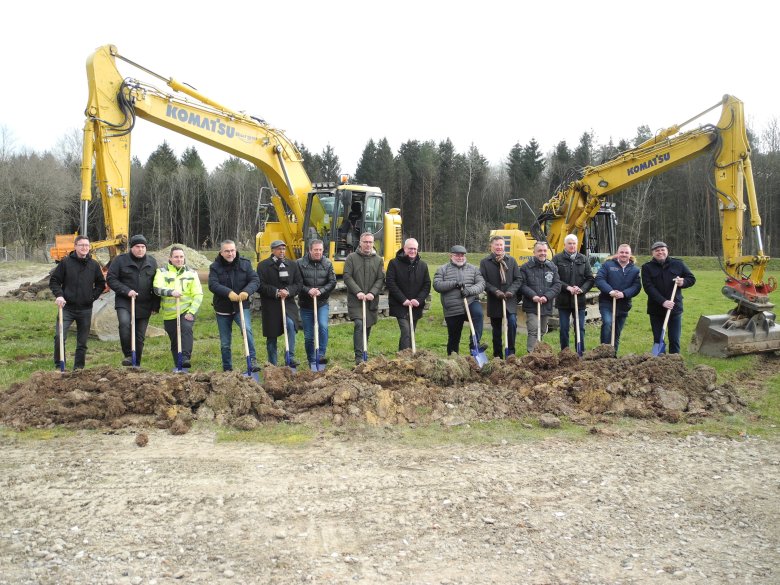 Mit dem symbolischen ersten Spatenstich startet die letzte große Baumaßnahme der Verbandsgemeinde Trier-Land im Abwasserbereich.