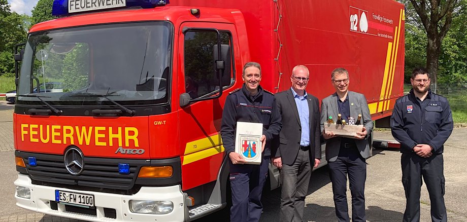 Fahrzeugübergabe: Großzügige Spende an die Feuerwehr/Wasserwehr Langsur  