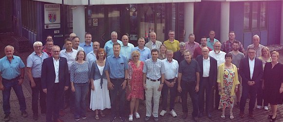 Mitglieder des Verbandsgemeinderates Trier-Land - Gruppenfoto
