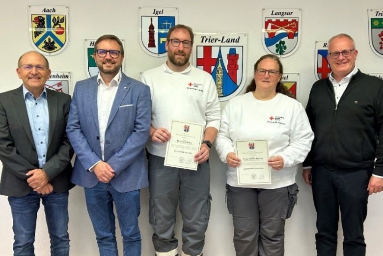 First Responder - Gruppenbild Urkundenübergabe