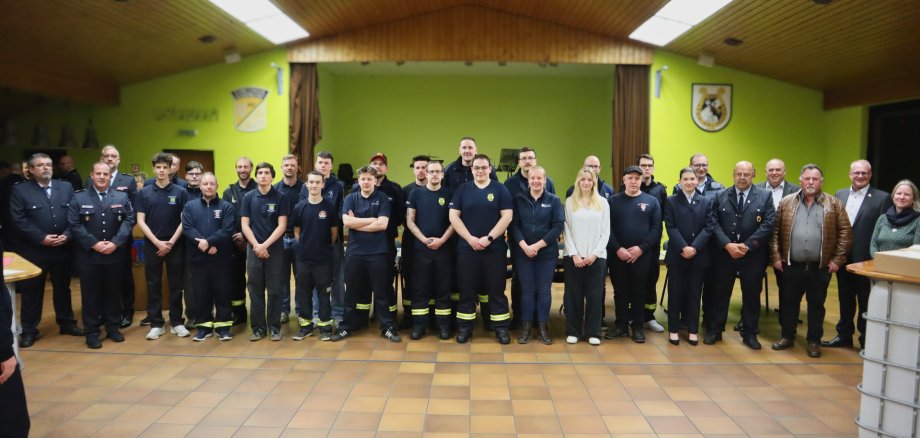 Verpflichtete und Entpflichtete der Feuerwehr Trier-Land