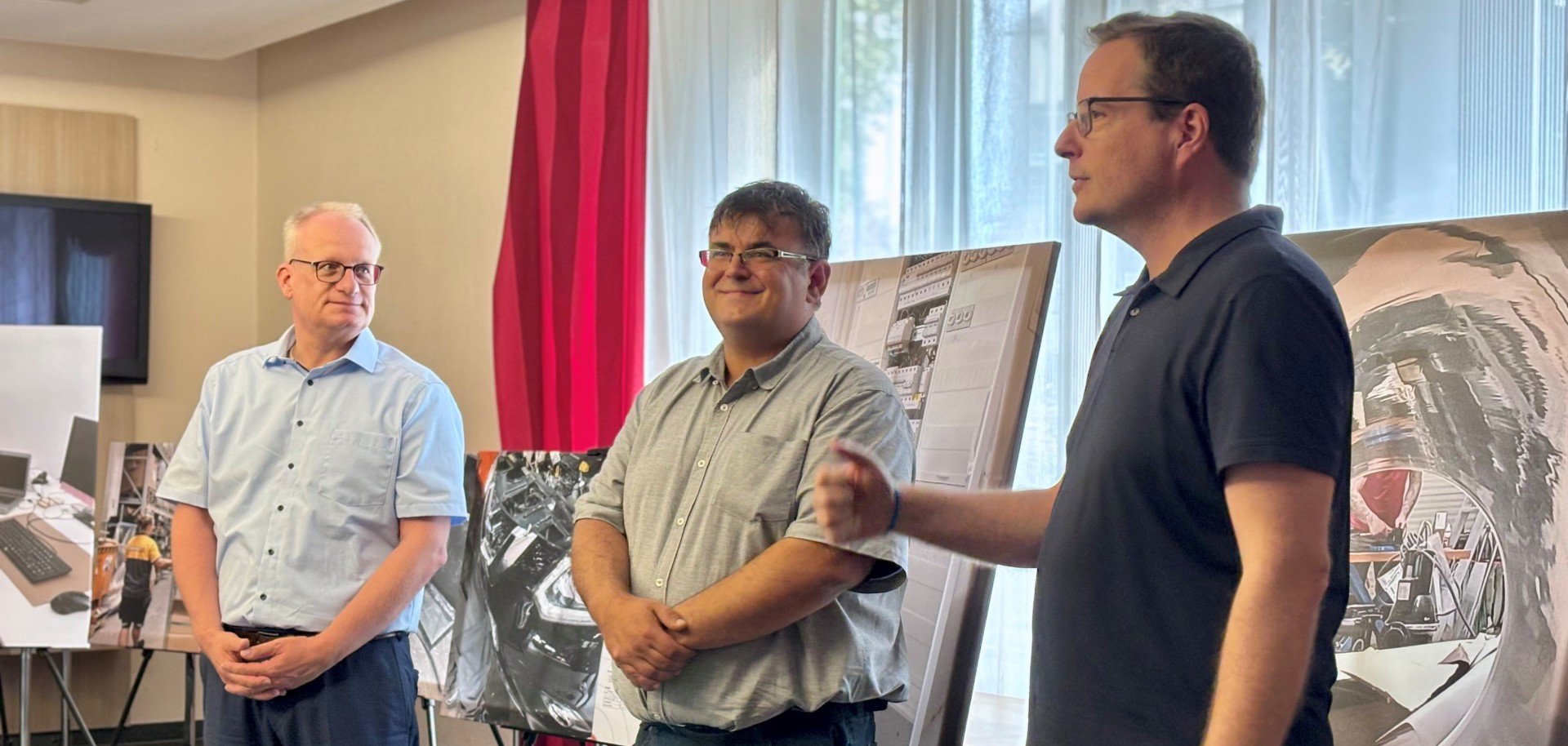 Grußworte sprachen v.l.n.r. Bürgermeister Michael Holstein, Regionalleiter Andreas Wagner der TARGET GmbH und Tobias Kasten vom Jobcenter Trier-Saarburg.