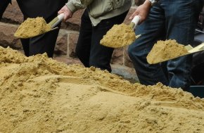 Baustelle Offizieller Spatenstich zur Wassergewinnungsanlage Mülchen