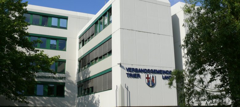 Aussenansicht des Gebäude der Verbandsgemeindeverwaltung Trier-Land 