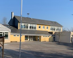 Foto GS Zemmer-Rodt Ansicht des Schulgebäudes Zemmer-'Rodt